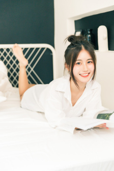年轻丰满的继母在线观看